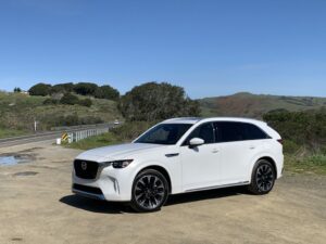 Un rappel important pour plus de 4 200 Mazda CX-90 PHEV