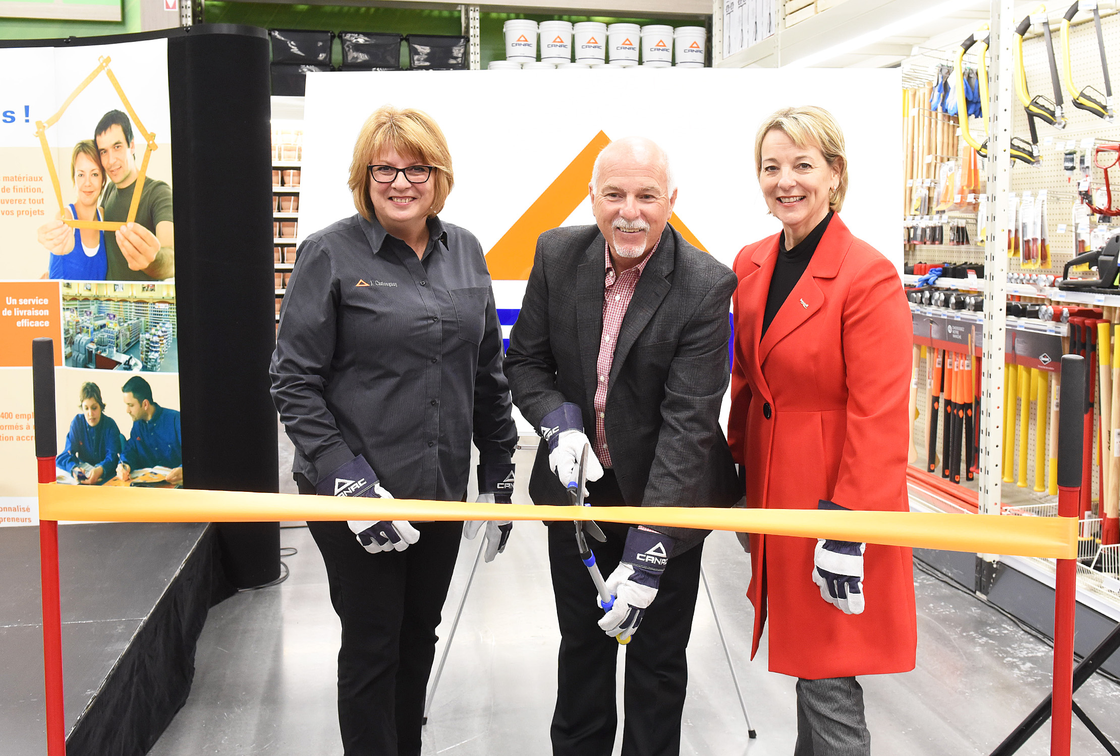 Inauguration d’un magasin CANAC à Saint-Hubert