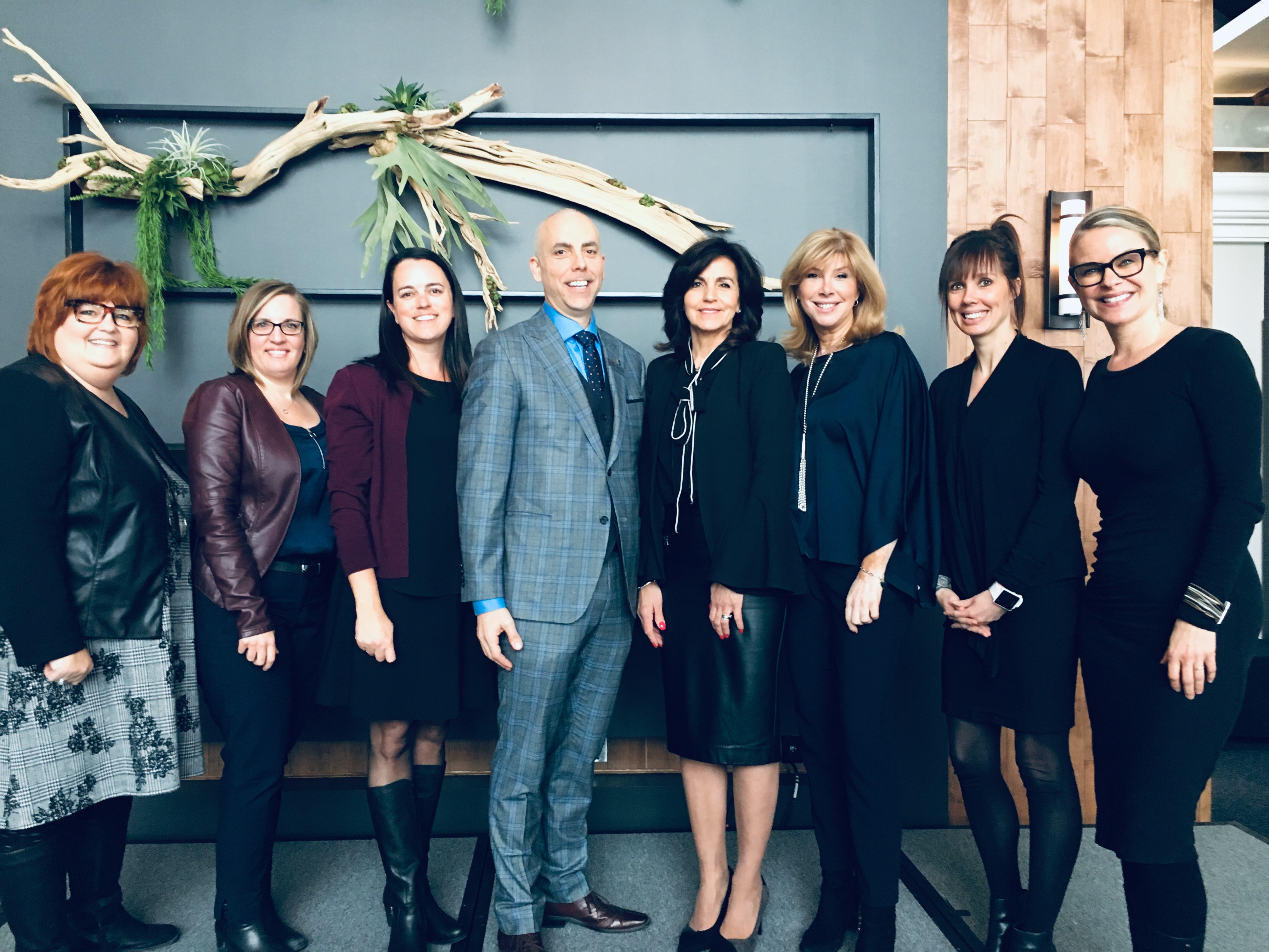 Faire sa place, prendre sa place et laisser sa place