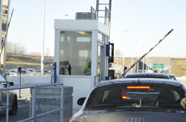 Péage gratuit pour les camionneurs aux heures de pointe