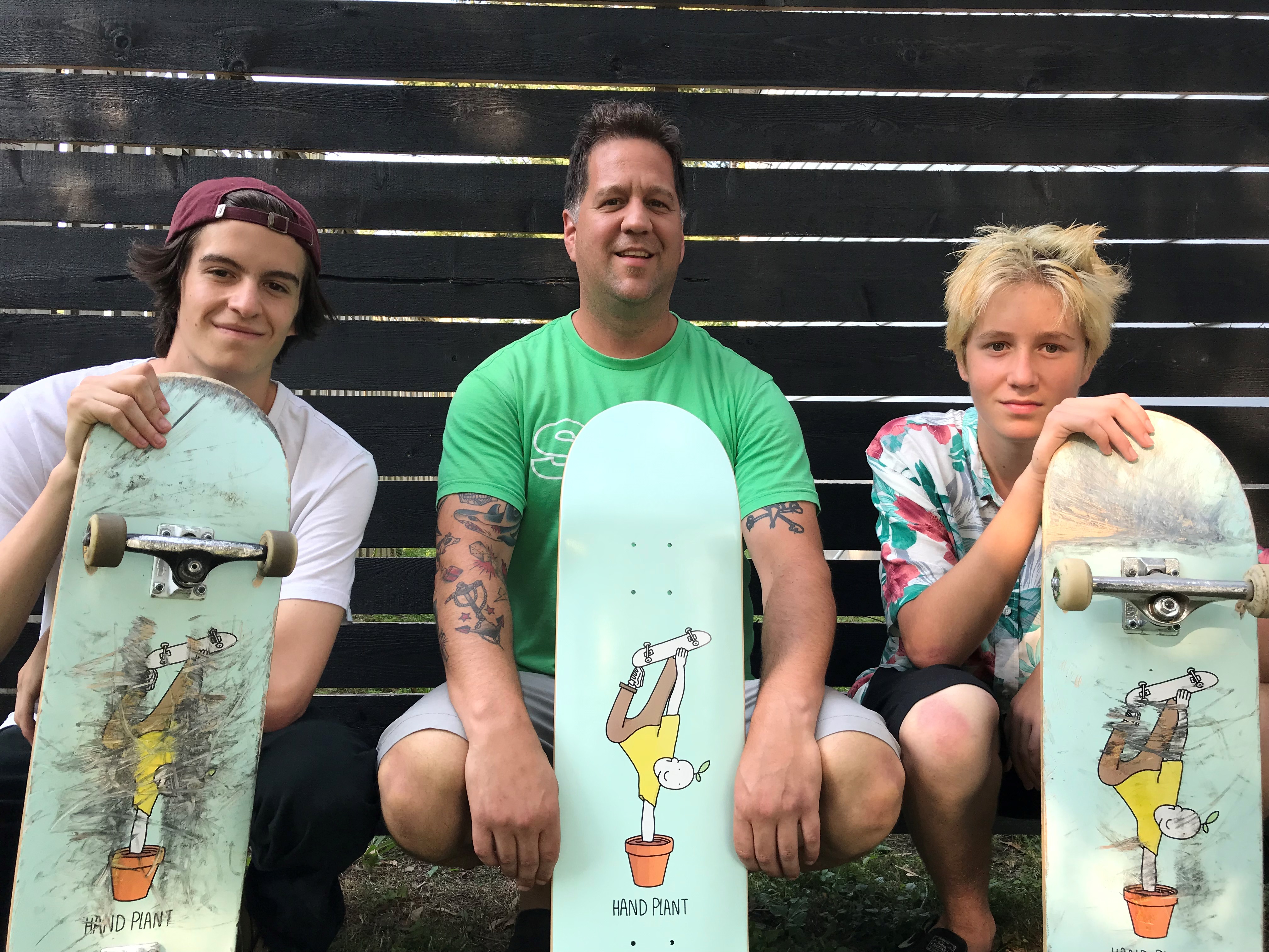 Image illustrant l'article: Quatre jeunes créent des planches à roulettes québécoises