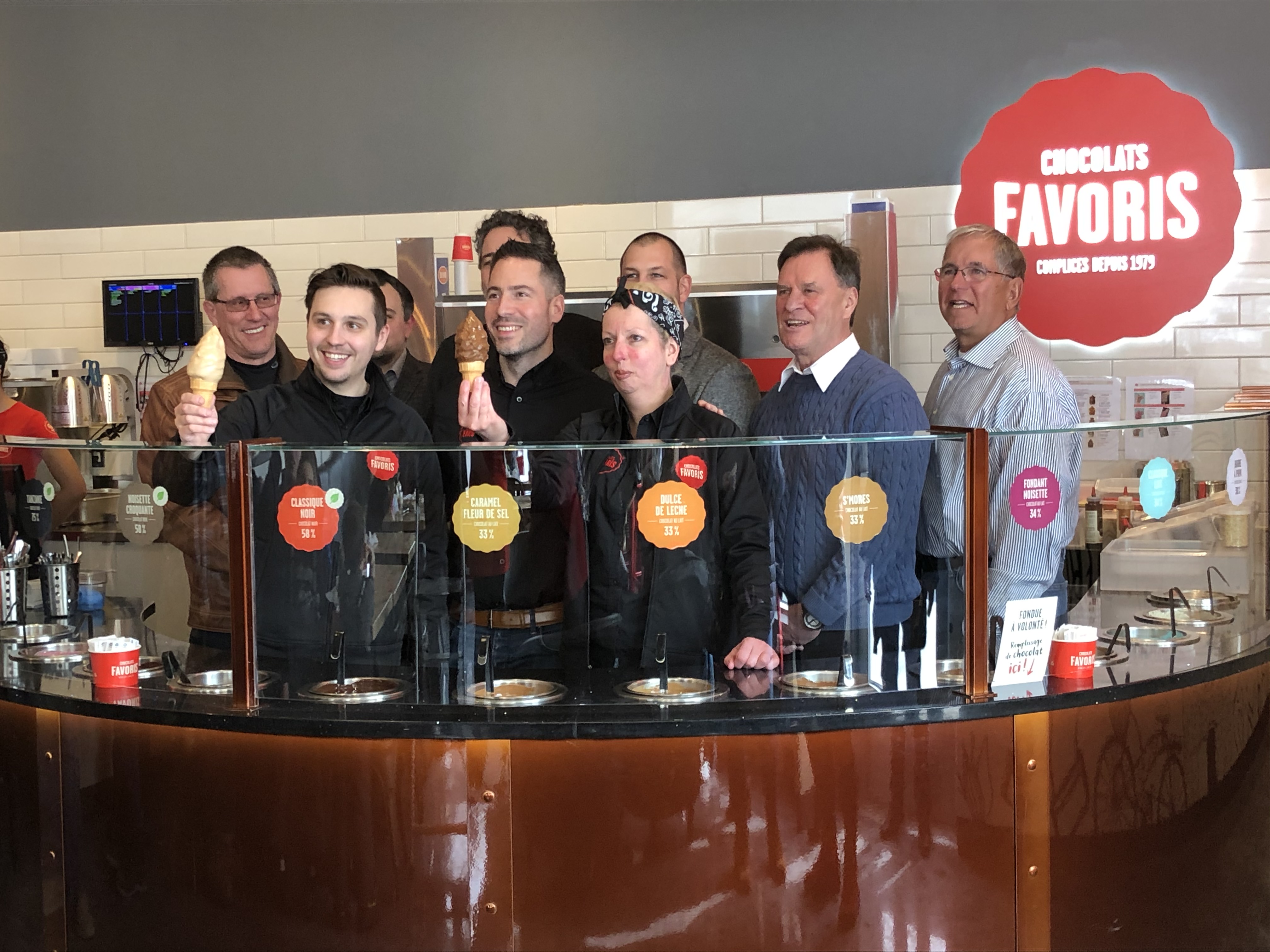 Chocolats favoris sert ses premiers clients à Châteauguay