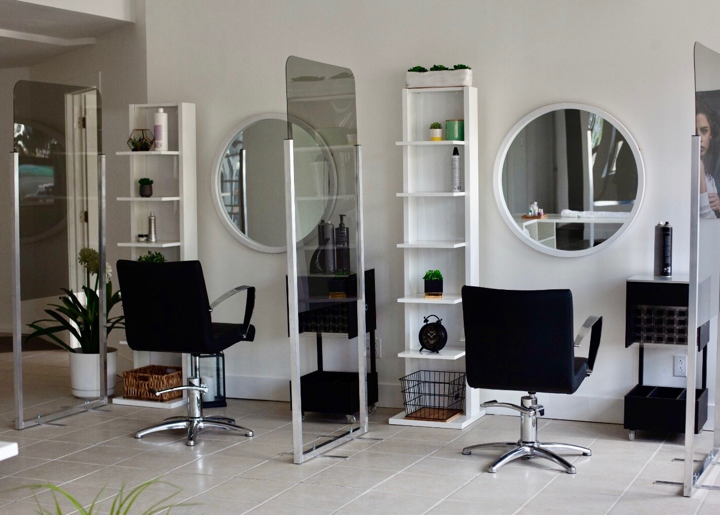 VIDÉO – Deux compagnies de Candiac passent du bois au Plexiglas