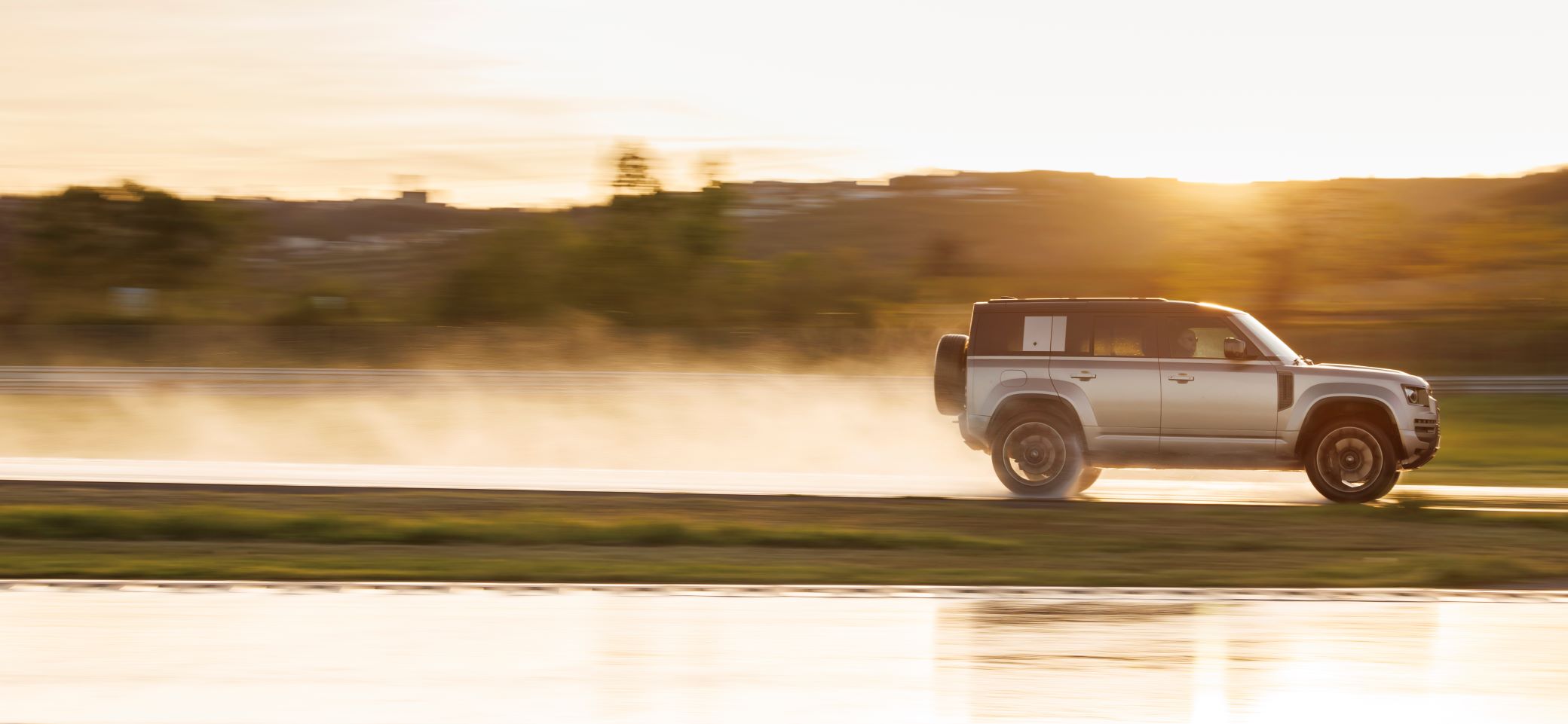 Le nouveau Land Rover Defender OCTA