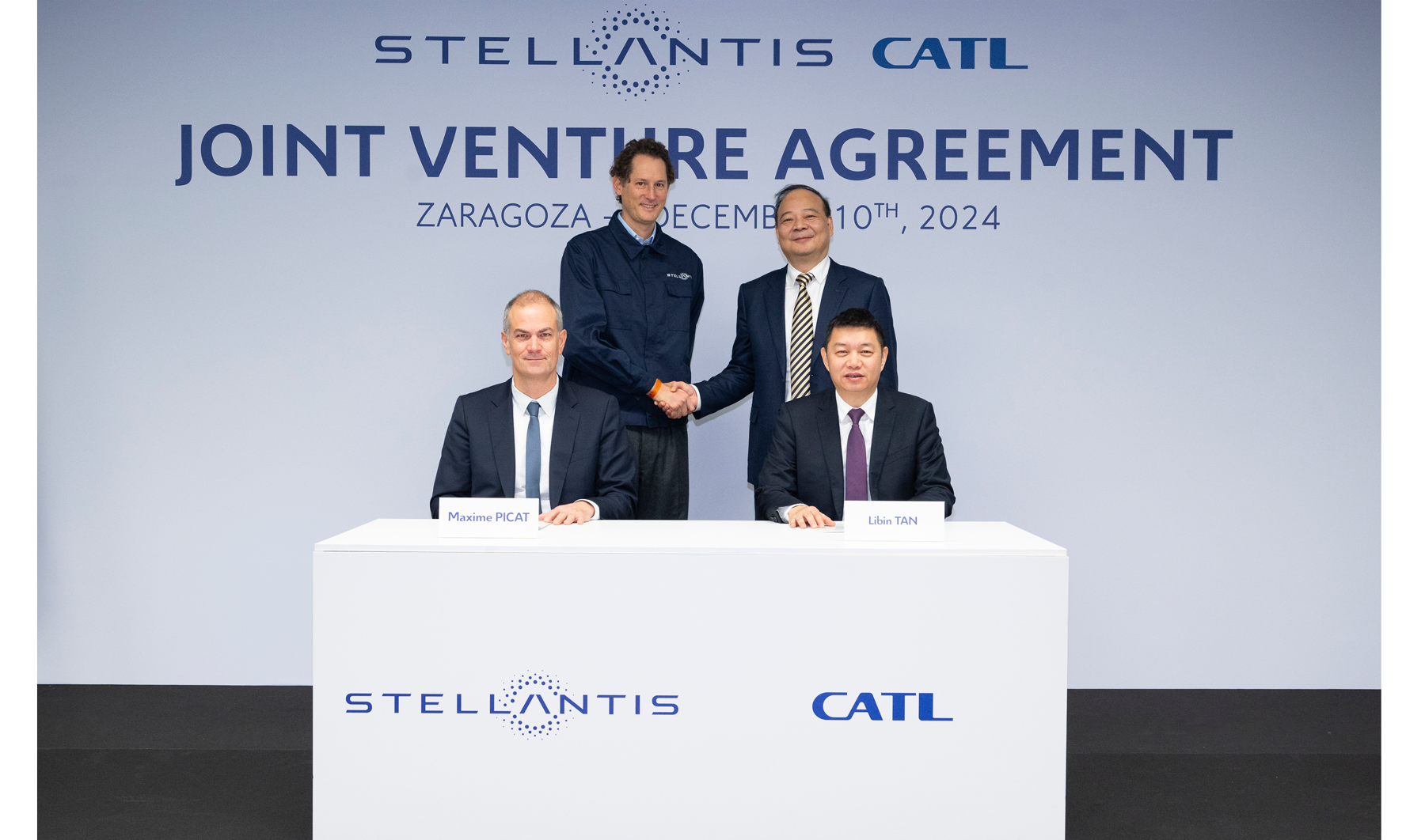 Stellantis et CATL investiront 6,1 milliards  dans une usine de batteries en Espagne