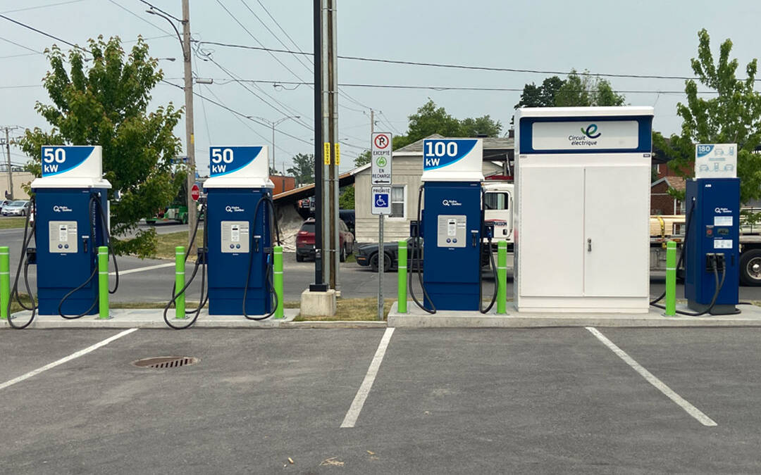 Le Canada prend du retard dans l’implantation des bornes de recharge pour VÉS