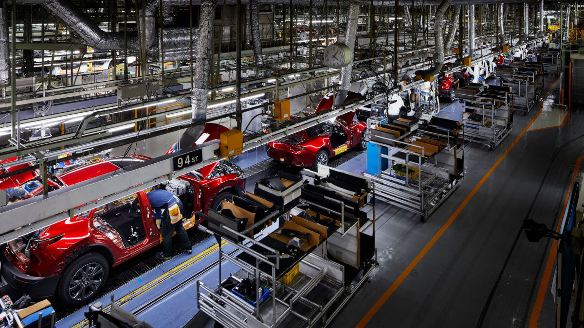 Toyota recycle des batteries de VÉS pour alimenter l’usine Mazda d’Hiroshima