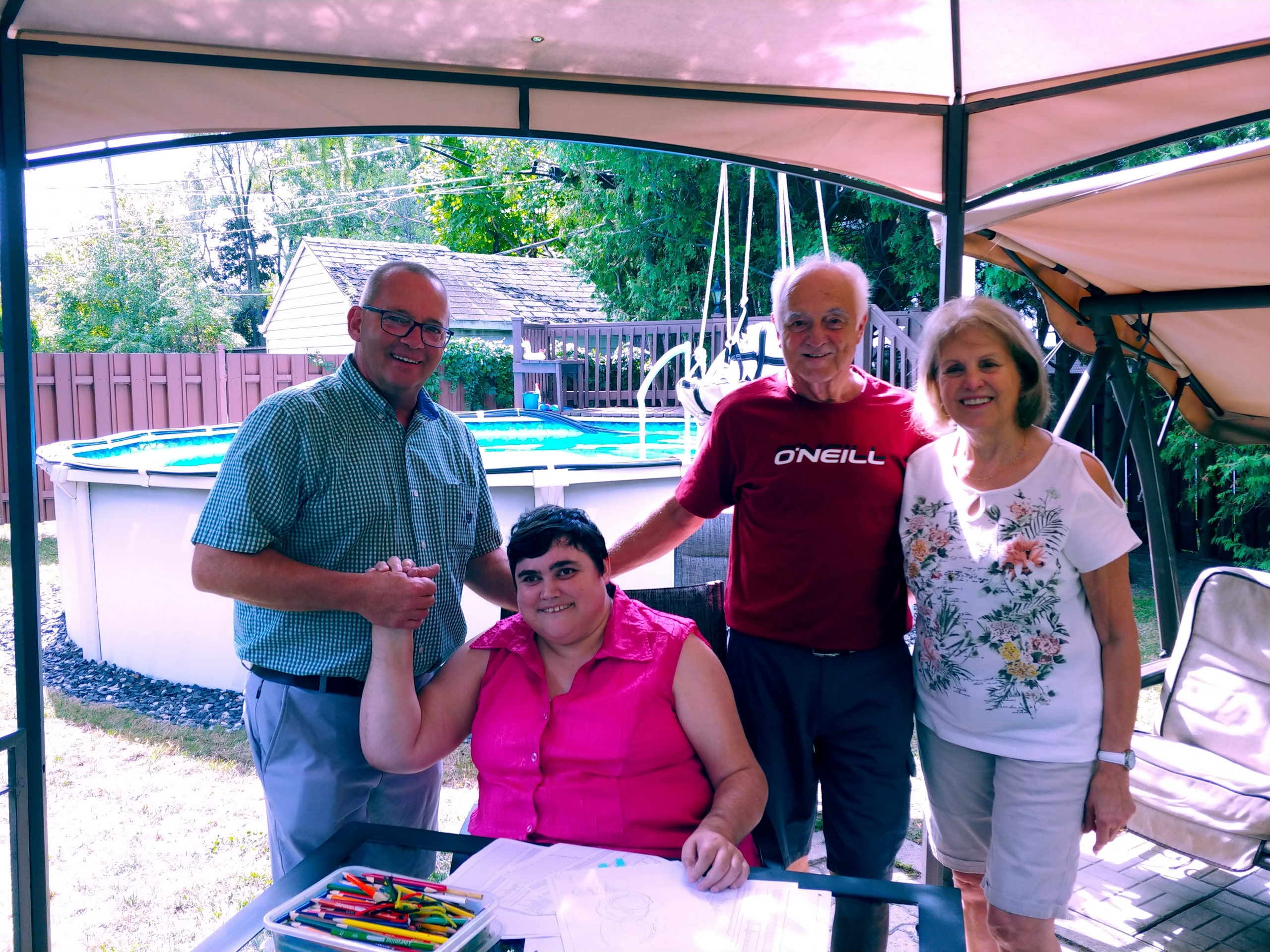 Ce père superhéros est prêt à tout pour faire plaisir à sa fille!