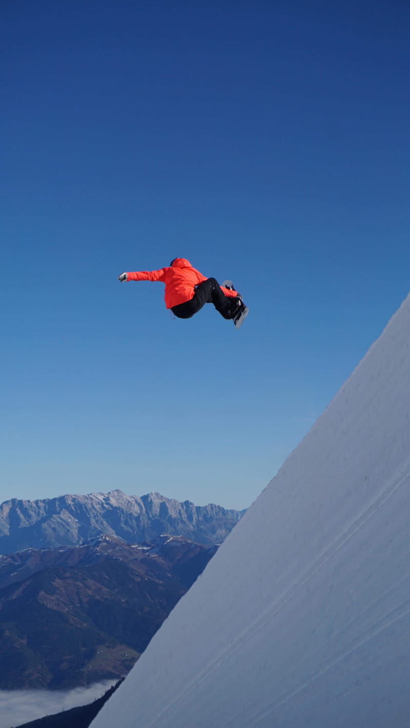 La police de Québec recherche ce voleur de dépanneur… absolument pas subtil!