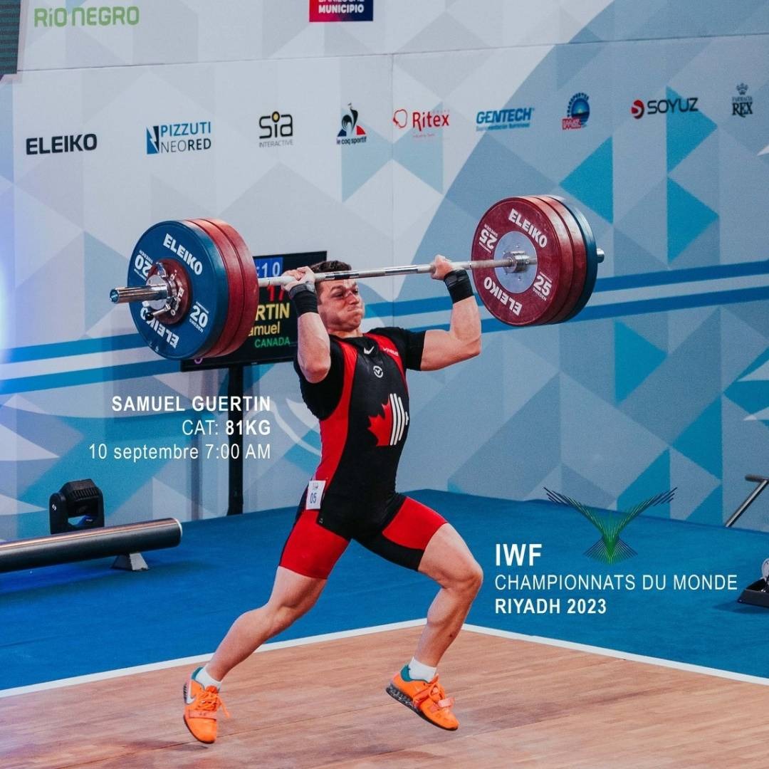 Les kits de raton laveur ont du temps pour les éclaboussures