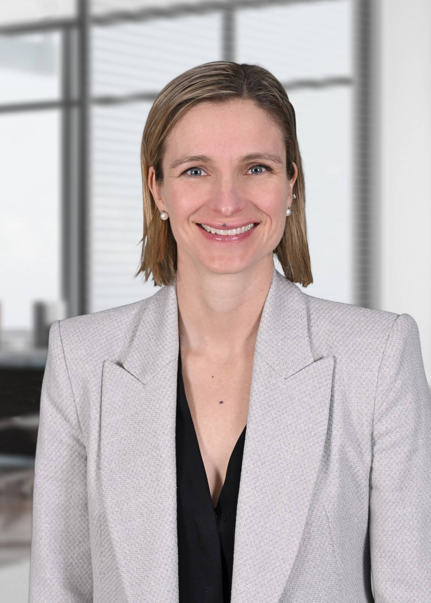 Les maudits normaux, là…