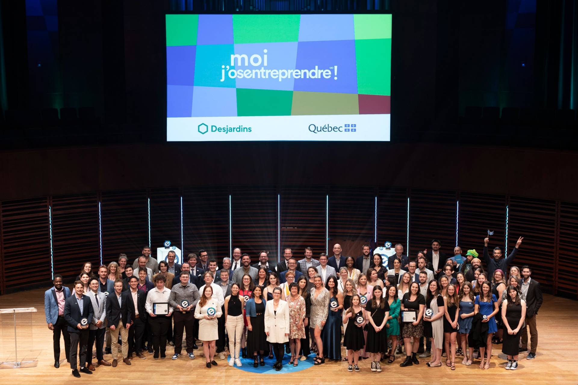 Les bouledogues ne peuvent pas freiner dans la neige