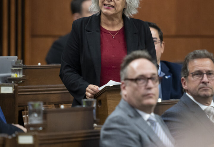 Urgence d’agir face à la crise des médias