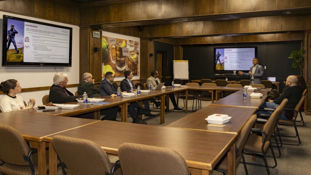 Un ministre en visite chez Diageo