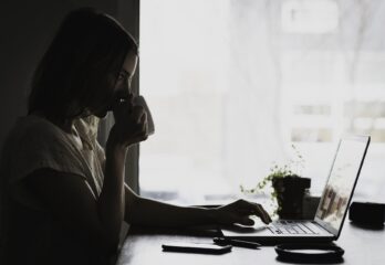 Santé mentale : Un Québécois sur deux se confie à l’IA